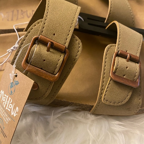 Mad love buckle slip on sandals - Picture 3 of 7